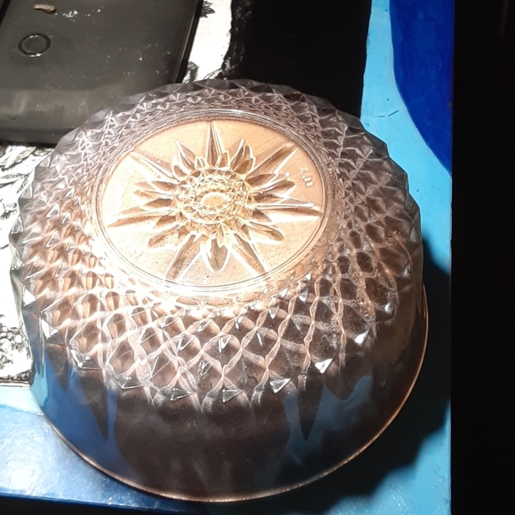 🦋🏵️🦋I'mBeautiful Hand Painted Crystal Bowl - Picture 4 of 9